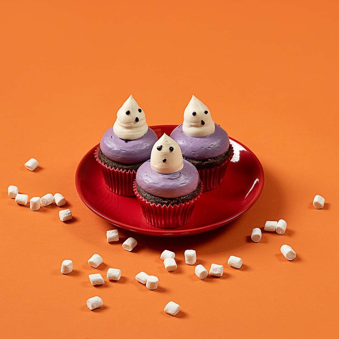 Halloween Purple Ghost Cupcakes