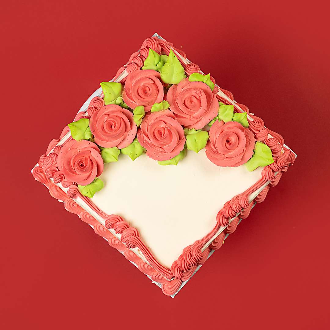 Pinky Rose Cake